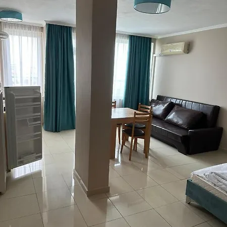 Апартамент бриз 1