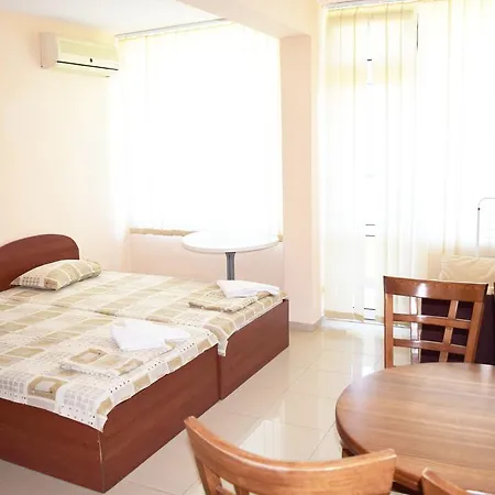 Apartment бриз 1